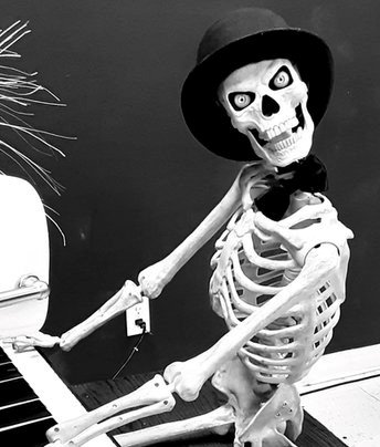 When Death Comes a Knockin'